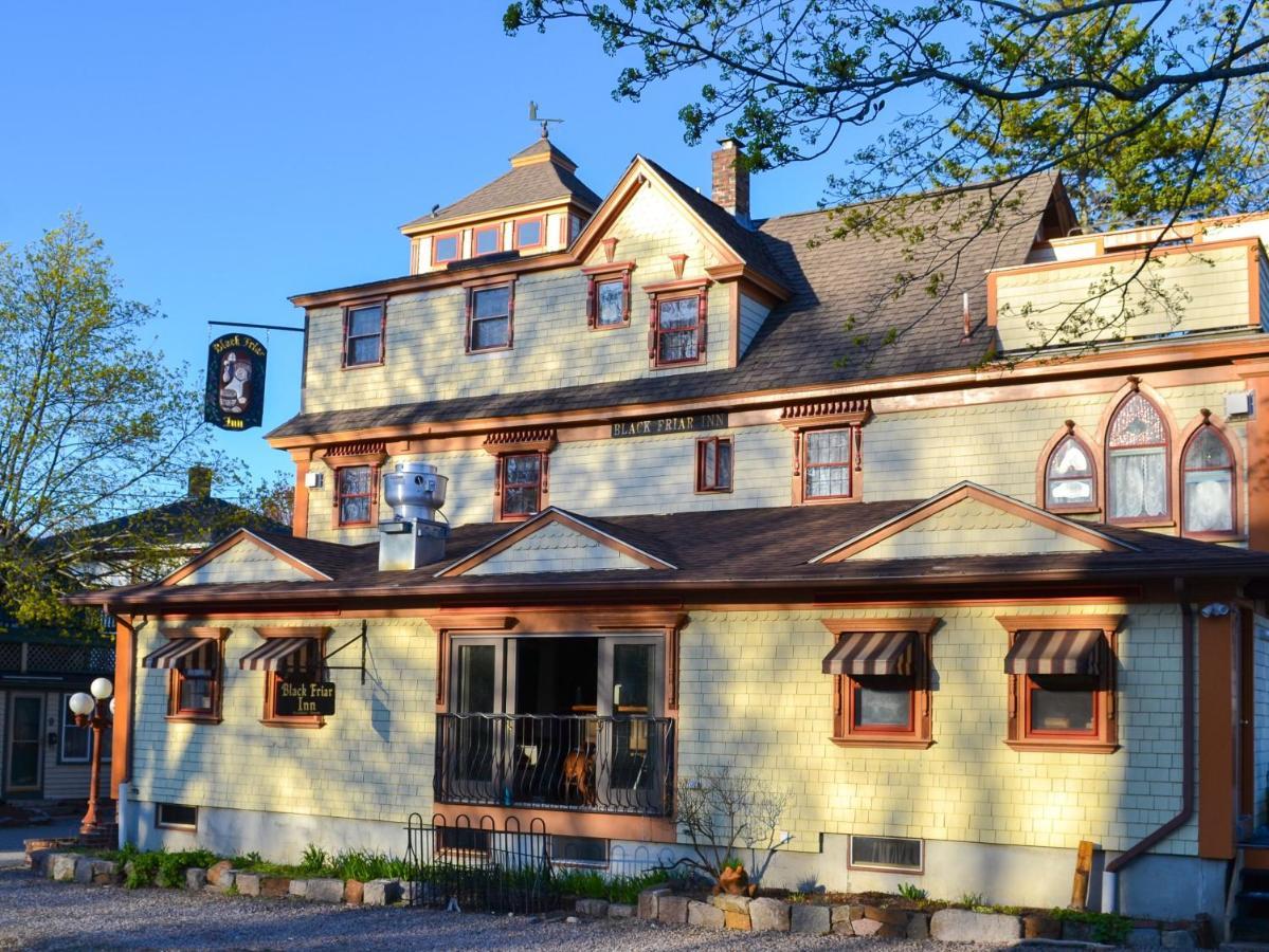 Black Friar Inn And Pub Бар Харбор Экстерьер фото